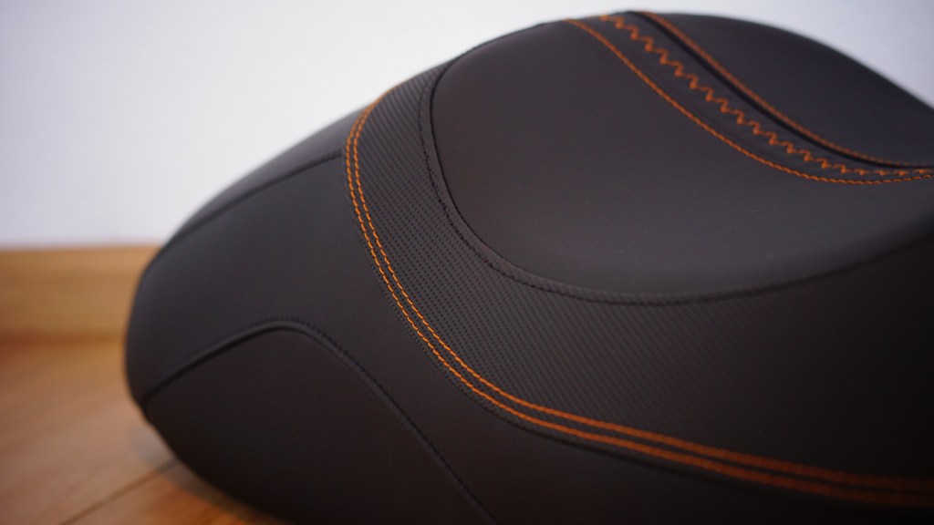 Harley Davidson aangepast zadel